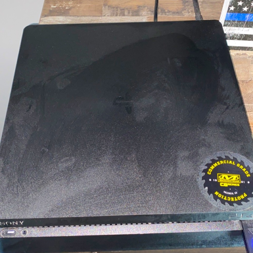 PlayStation Slim 1TB